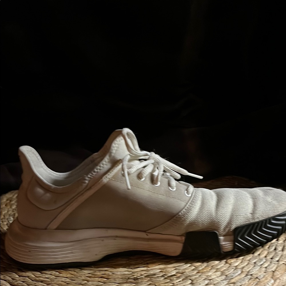 Stylish Cream Sneakers